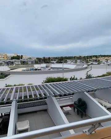 Cap Natu Port Ambonne Агд